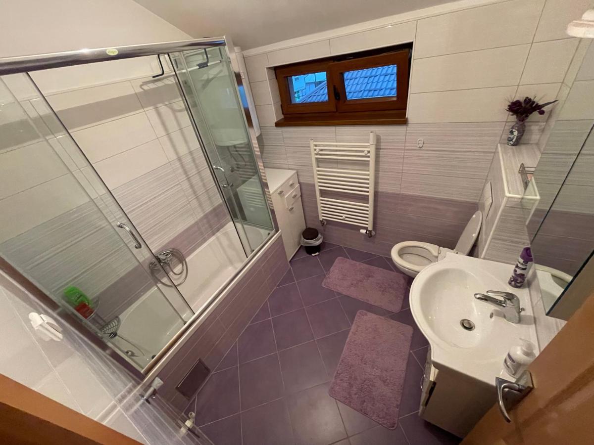 Apartman Nur Lägenhet Bihać Exteriör bild